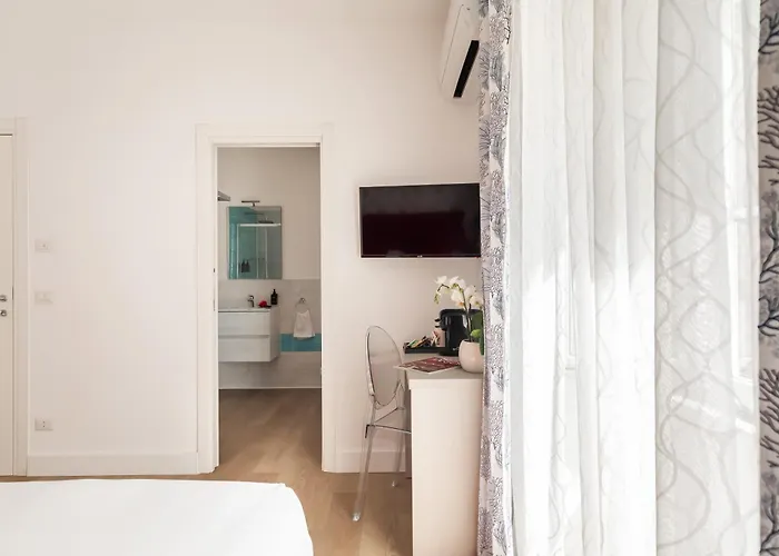 Πανσιόν Yourhome - Blue Marina 3*