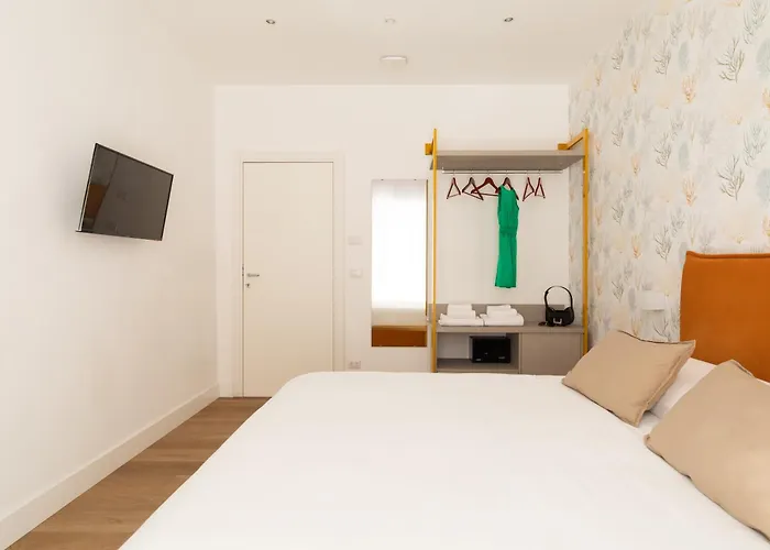 Πανσιόν Yourhome - Blue Marina 3*