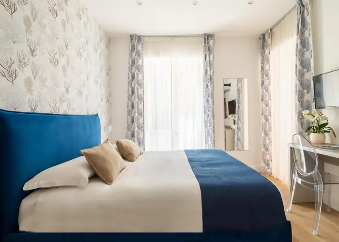 Guest house Yourhome - Blue Marina 3*
